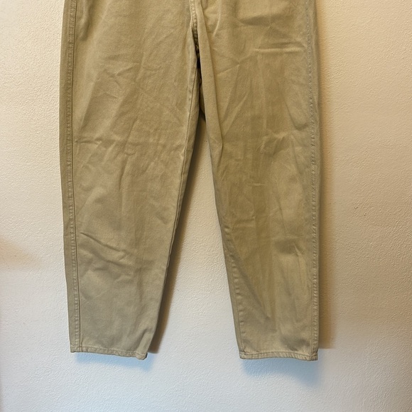 H&M Elastic Sinched Waisted Tan Cropped Straight Leg Pants Khaki Slacks Size 8 - Picture 7 of 10